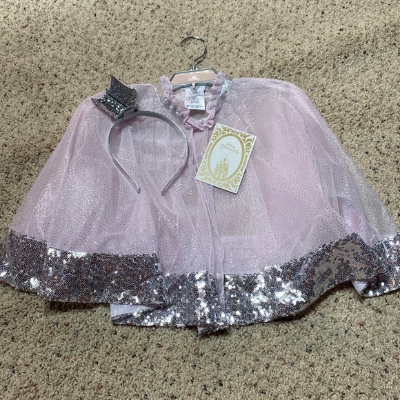 Disney Princess pink dress up cape with sequins with crown headband, new w/tag! - Picture 1 of 4